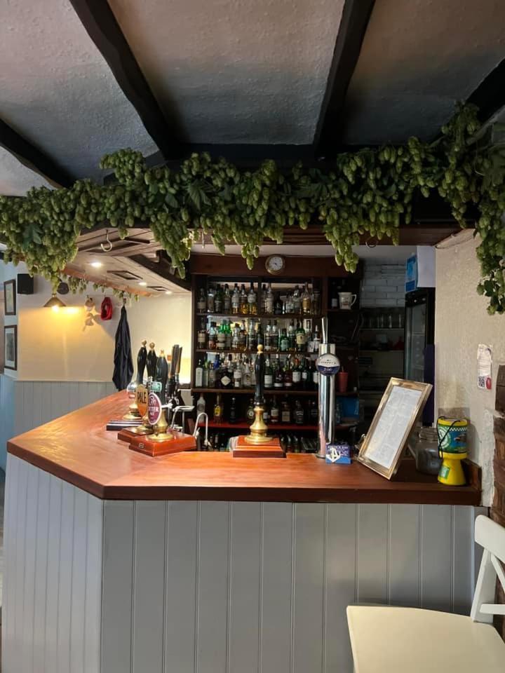 Anchor Inn Oake Zewnętrze zdjęcie